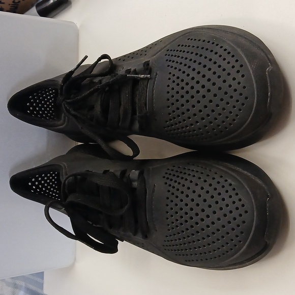 Literide Crocs size m9 mens black - Picture 1 of 7